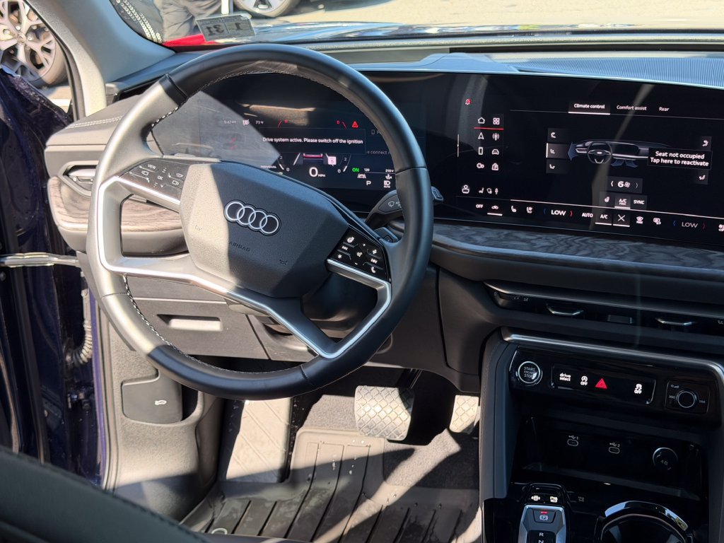 Used 2025 Audi Q5 Premium w/ Premium Plus AWD/4WD image 22