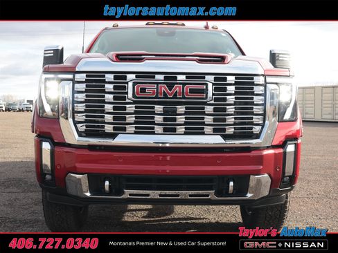 Used 2024 GMC Sierra 3500 Denali w/ Denali Reserve Package image 50