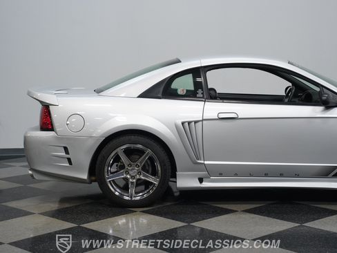 Used 2001 Ford Mustang GT RWD image 28