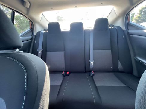 Used 2025 Nissan Sentra SV image 37