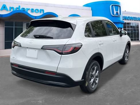 New 2026 Honda HR-V LX image 5