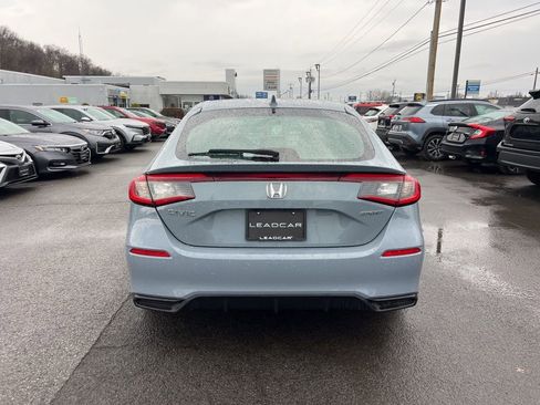 Used 2024 Honda Civic Sport image 4