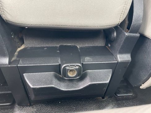 Used 2020 Ford F250 XL w/ Power Equipment Group image 27