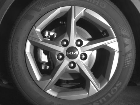 Used 2025 Kia K4 FWD image 12