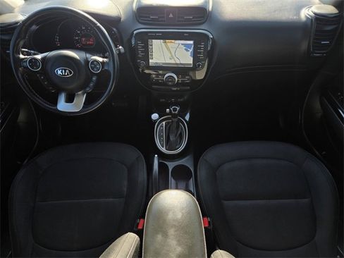 Used 2019 Kia Soul + w/ Audio Package image 16