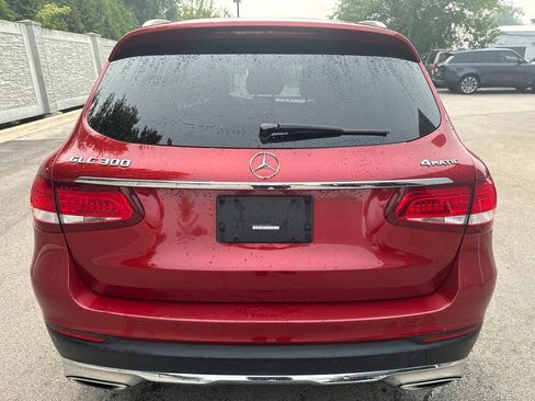 Used 2019 Mercedes-Benz GLC 300 4MATIC image 4