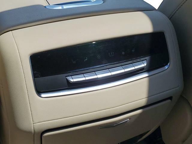 Used 2021 Cadillac Escalade Premium Luxury AWD/4WD image 27