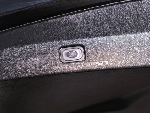 Used 2018 Ford Explorer Platinum image 52