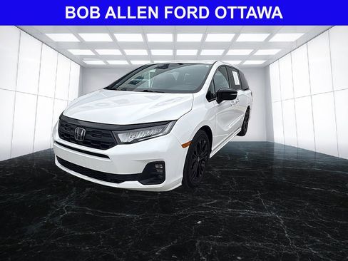 Used 2025 Honda Odyssey Sport-L image 8