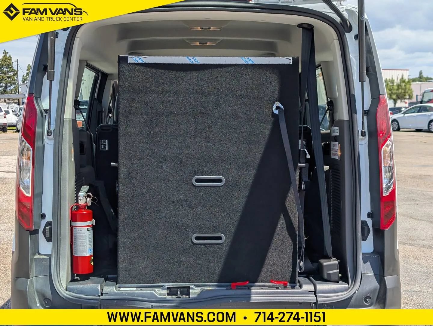 Used 2023 Ford Transit Connect XL FWD image 12