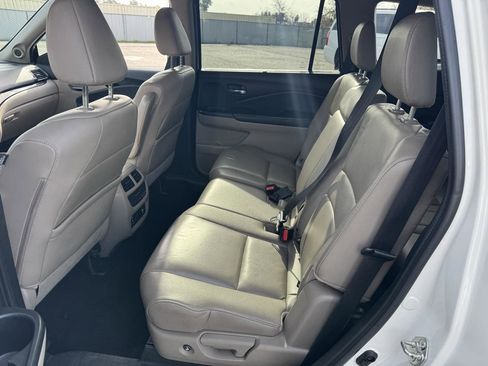 Used 2016 Honda Pilot Touring image 21