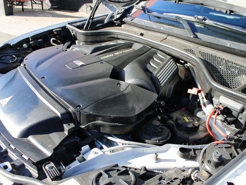 Used 2018 BMW X6 M w/ Executive Package image 35