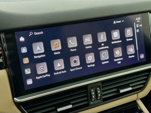 Certified 2023 Porsche Cayenne Platinum Edition AWD/4WD image 14