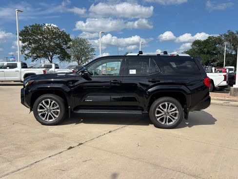 New 2026 Toyota 4Runner Limited AWD/4WD image 2