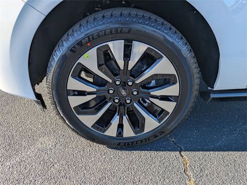 New 2026 Ford Expedition Max Platinum w/ Driver's Package image 10