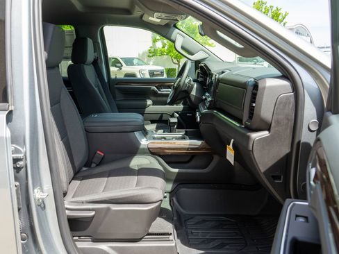 New 2026 GMC Sierra 1500 Elevation w/ Preferred Package AWD/4WD image 10