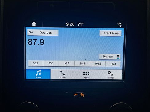 Used 2016 Ford F150 XLT w/ Equipment Group 302A Luxury AWD/4WD image 19