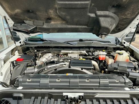 Used 2023 Chevrolet Silverado 3500 LT w/ Convenience Package image 12