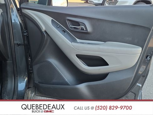 Used 2016 Chevrolet Trax LS image 27