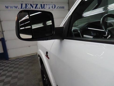 Used 2022 RAM 2500 Laramie w/ Night Edition image 63