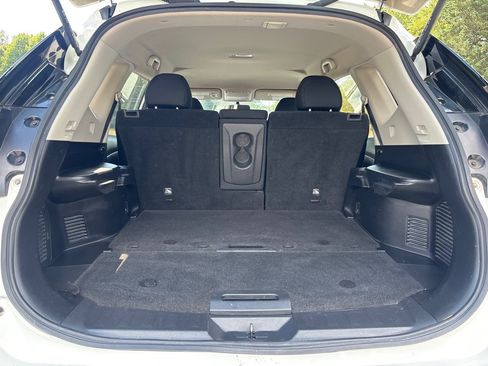 Used 2017 Nissan Rogue S FWD image 13