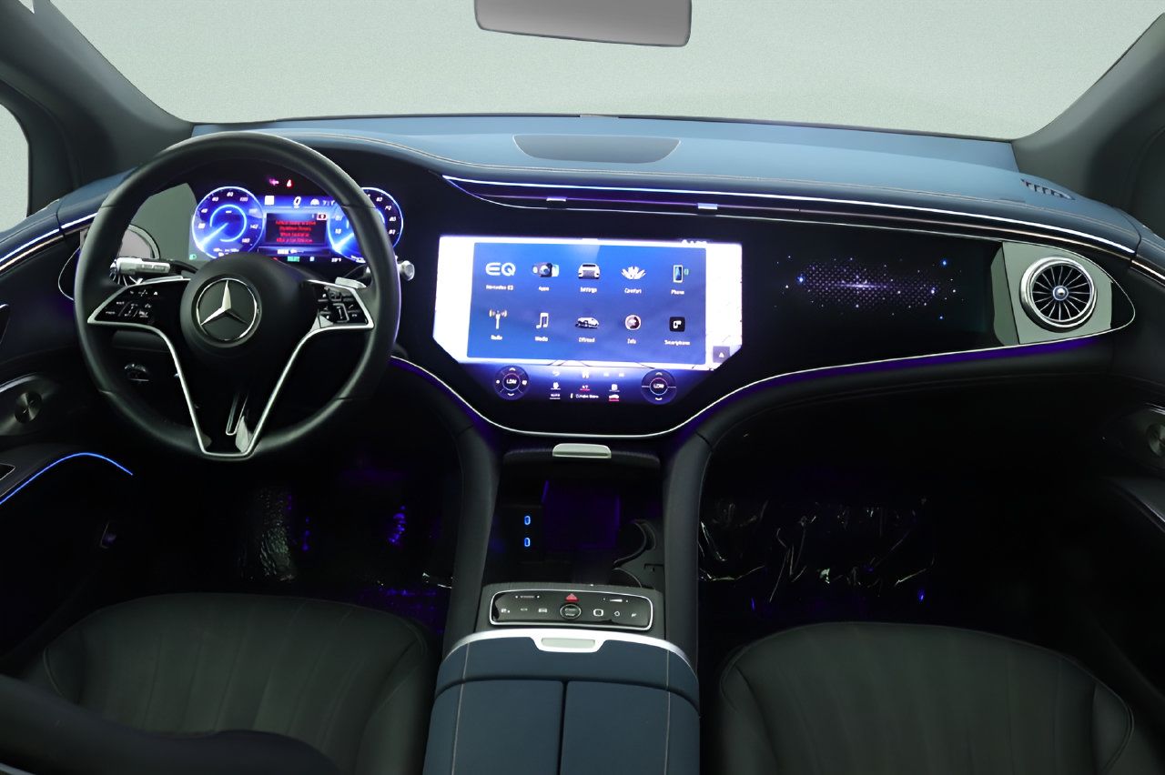 Certified 2023 Mercedes-Benz EQS 580 4MATIC SUV image 7