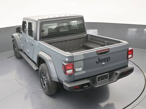 New 2026 Jeep Gladiator Sport image 41