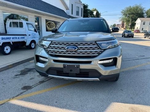 Certified 2020 Ford Explorer Limited w/ Class III Trailer Tow Package AWD/4WD image 2