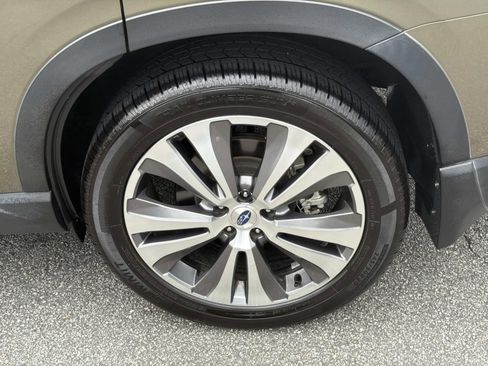 Certified 2022 Subaru Ascent Touring AWD/4WD image 19