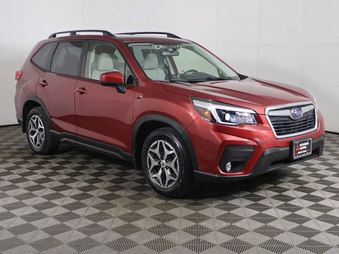 Used 2021 Subaru Forester Premium AWD/4WD image 54