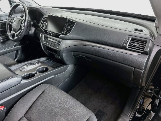 Certified 2025 Honda Ridgeline Sport image 30