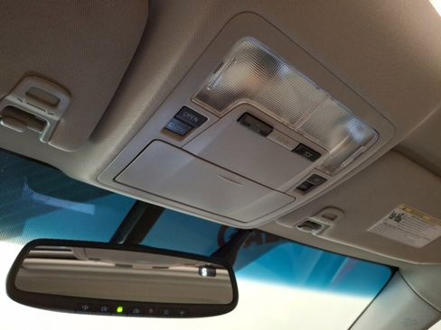 Used 2016 Toyota Avalon XLE Premium image 27