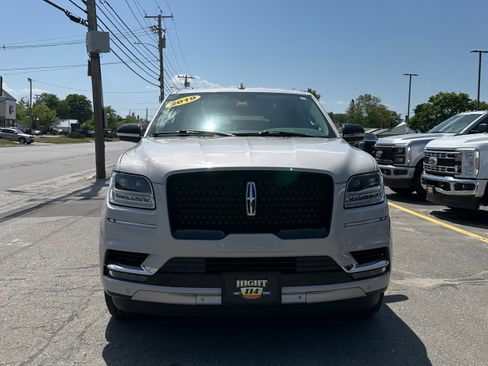 Used 2019 Lincoln Navigator Premiere AWD/4WD image 8