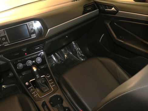 Used 2019 Volkswagen Jetta SE w/ Cold Weather Package FWD image 21