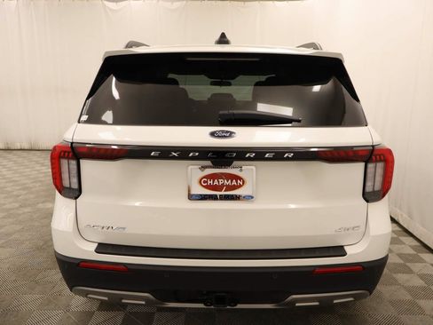 New 2026 Ford Explorer Active w/ Active Comfort Package AWD/4WD image 5