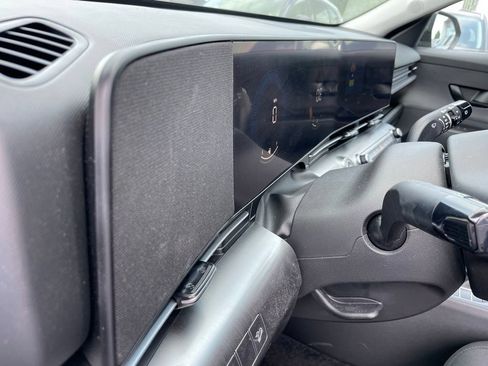 Used 2025 Hyundai Kona SEL AWD/4WD image 19