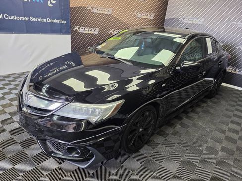 Used 2017 Acura ILX image 1