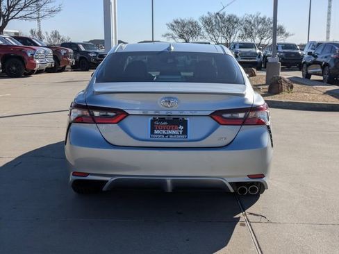 Used 2023 Toyota Camry SE image 8