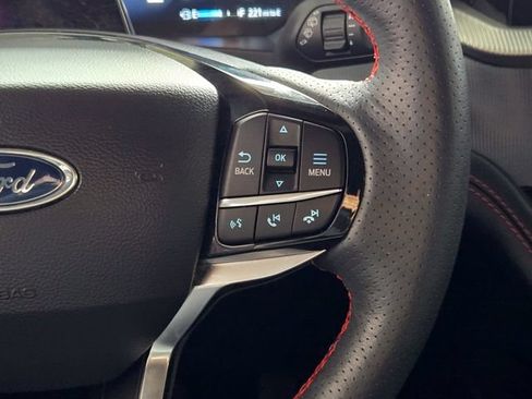 Used 2025 Ford Explorer ST-Line RWD image 32