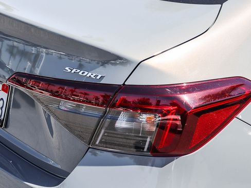 Certified 2025 Honda Civic Sport image 9
