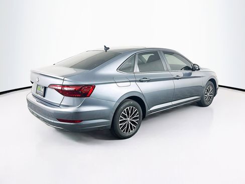 Used 2020 Volkswagen Jetta SE image 9