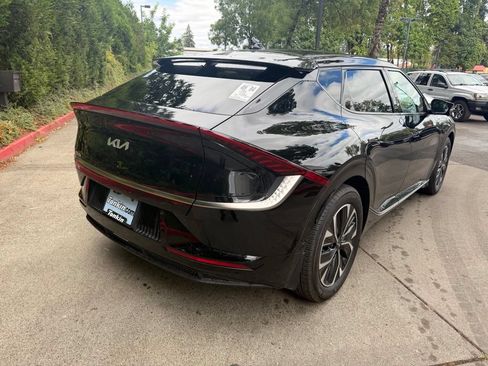 Certified 2024 Kia EV6 Wind w/ Wind Technology Package RWD image 4