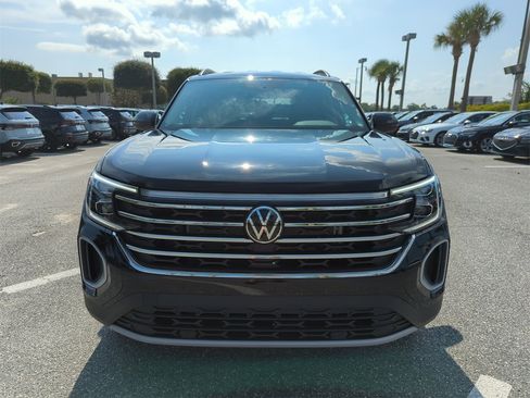 New 2026 Volkswagen Atlas SE image 11