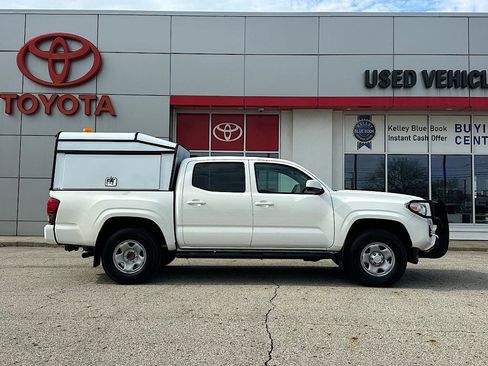 Certified 2021 Toyota Tacoma SR image 6