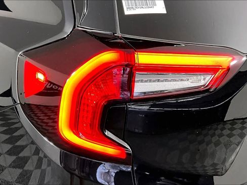 Used 2022 GMC Terrain SLE w/ Driver Convenience Package image 26