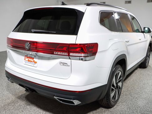 Used 2024 Volkswagen Atlas SE image 7