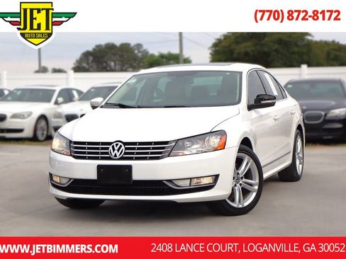 Used 2013 Volkswagen Passat TDI SE FWD image 1