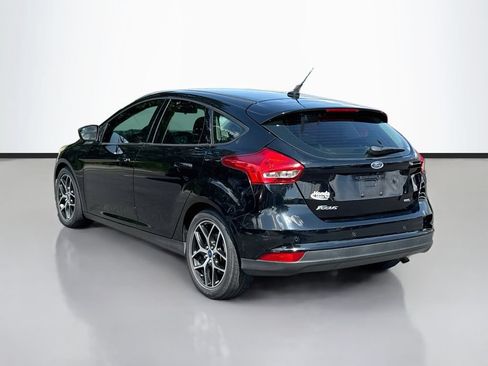 Used 2017 Ford Focus SEL FWD image 5