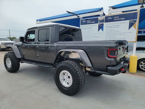 Used 2022 Jeep Gladiator Rubicon w/ Trailer Tow Package AWD/4WD image 2