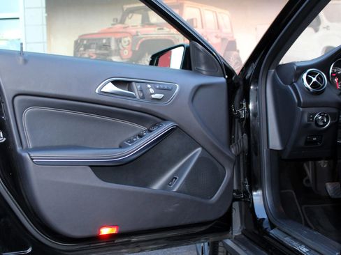 Used 2020 Mercedes-Benz GLA 250 image 8
